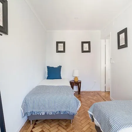 Ola - Lapa With Panoramic View Ii * Lisbon